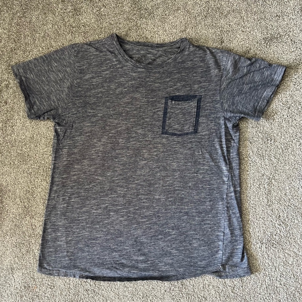 Sunday work clothes shirt mens large blue front pocket tee casual basic capsule‎